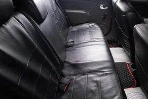 Хетчбэк Renault Sandero 2012 года, 819000 рублей, Оренбург