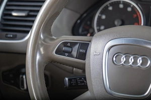 Внедорожник Audi Q5 2011 года, 1499000 рублей, Томск