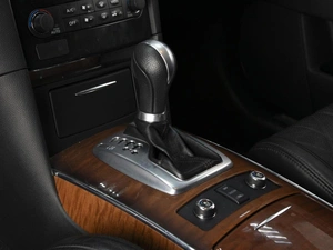 Внедорожник Infiniti QX70 2013 года, 2175000 рублей, Омск