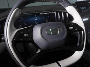 Внедорожник Geely Boyue L 2025 года, 3129000 рублей, Красный Пахарь