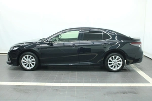 Седан Toyota Camry 2023 года, 3800000 рублей, Красноярск