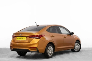 Седан Hyundai Solaris 2018 года, 1359000 рублей, Барнаул
