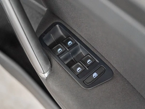 Универсал Volkswagen Golf 2014 года, 1199000 рублей, Красноярск
