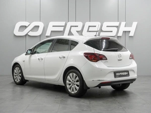 Хетчбэк Opel Astra 2013 года, 949000 рублей, Воронеж