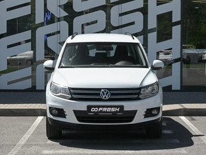 Внедорожник Volkswagen Tiguan 2014 года, 1409000 рублей, Волгоград
