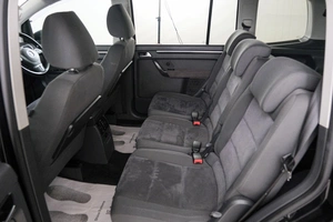 Минивэн Volkswagen Touran 2012 года, 1109000 рублей, Красноярск