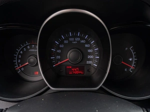 Хетчбэк Kia Rio 2012 года, 729000 рублей, Саратов