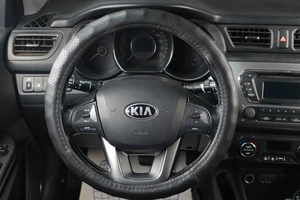 Седан Kia Rio 2014 года, 899000 рублей, Тюмень