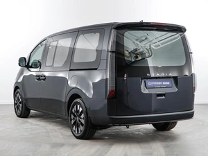 Минивэн Hyundai Staria 2024 года, 6823055 рублей, Москва