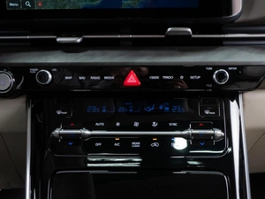 Минивэн Kia Carnival 2022 года, 4300000 рублей, Тюмень