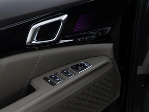 Минивэн Kia Carnival 2025 года, 8528888 рублей, Москва