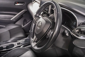 Внедорожник Toyota Corolla Cross 2022 года, 2739000 рублей, Томск