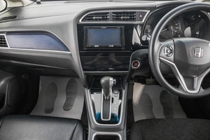 Универсал Honda Shuttle 2015 года, 1249000 рублей, Барнаул