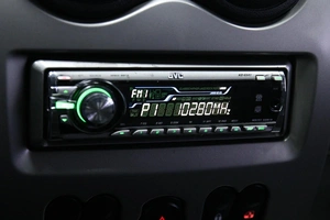 Седан Renault Logan 2011 года, 528000 рублей, Солонцы