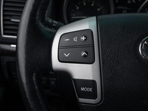 Внедорожник Toyota Land Cruiser 2012 года, 3998000 рублей, Нижний Новгород