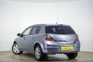 Хетчбэк Opel Astra 2010 года, 599000 рублей, Оренбург