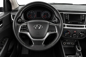 Седан Hyundai Solaris 2018 года, 1399000 рублей, Челябинск