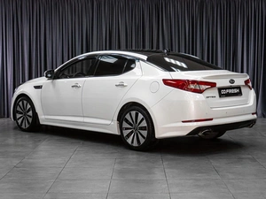 Седан Kia Optima 2012 года, 1289000 рублей, Тюмень