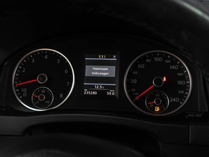 Внедорожник Volkswagen Tiguan 2012 года, 1199000 рублей, Тюмень