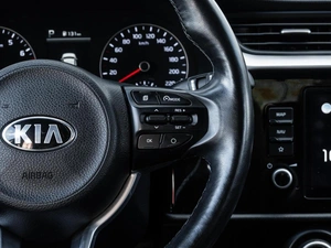 Седан Kia Rio 2021 года, 1780000 рублей, Ставрополь