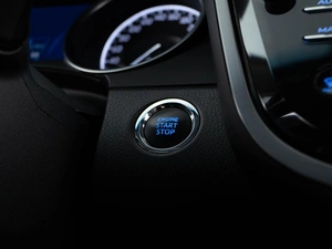 Седан Toyota Camry 2019 года, 3089444 рублей, Москва