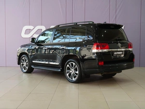 Внедорожник Toyota Land Cruiser 2019 года, 7899999 рублей, Тверь
