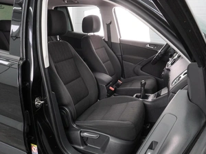 Внедорожник Volkswagen Tiguan 2014 года, 1179000 рублей, Воронеж