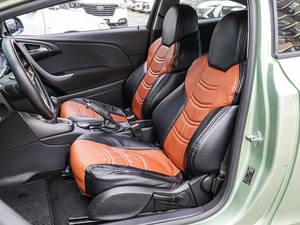 Хетчбэк Opel Astra 2012 года, 795000 рублей, Краснодар