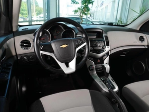 Седан Chevrolet Cruze 2012 года, 729000 рублей, Тверь