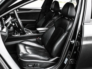 Седан Kia K5 2021 года, 2499000 рублей, Кирилловка