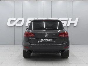 Внедорожник Volkswagen Touareg 2012 года, 1930000 рублей, Ростов-на-Дону