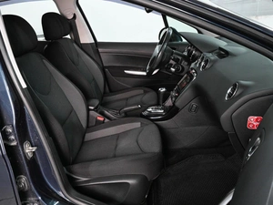 Седан Peugeot 408 2017 года, 799000 рублей, Ростов-на-Дону