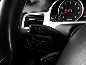 Внедорожник Volkswagen Touareg 2016 года, 3289000 рублей, Тюмень