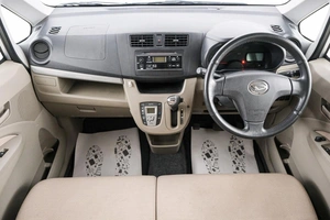 Минивэн Daihatsu Move 2013 года, 639000 рублей, Красноярск