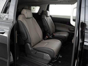 Минивэн Kia Carnival 2025 года, 8528888 рублей, Москва