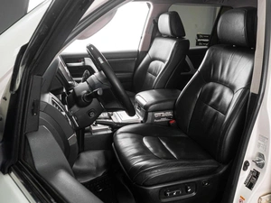Внедорожник Toyota Land Cruiser 2017 года, 5099000 рублей, Тюмень