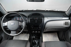 Седан Nissan Almera Classic 2009 года, 579000 рублей, Тюмень