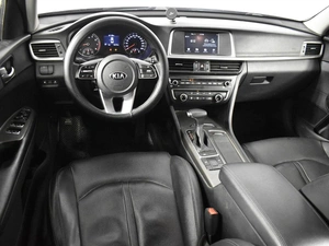 Седан Kia K5 2019 года, 1672900 рублей, Казань