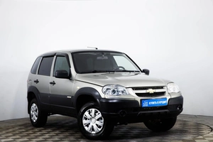 Внедорожник Chevrolet Niva 2016 года, 699000 рублей, Пермь