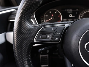 Седан Audi A4 2017 года, 2999000 рублей, Саратов