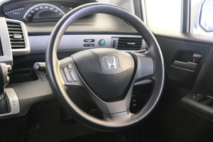 Минивэн Honda Freed 2013 года, 1149000 рублей, Омск