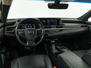 Седан Lexus ES 2020 года, 3289050 рублей, Москва