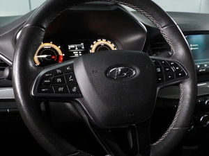 Седан ВАЗ (LADA) Vesta 2023 года, 1290000 рублей, Красный Пахарь