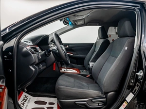 Седан Toyota Camry 2013 года, 1475000 рублей, Красноярск