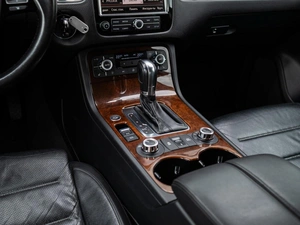 Внедорожник Volkswagen Touareg 2013 года, 2499000 рублей, Большой Сочи