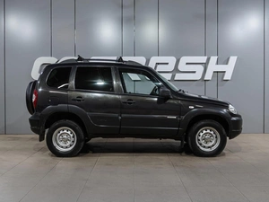 Внедорожник Chevrolet Niva 2017 года, 699000 рублей, Воронеж