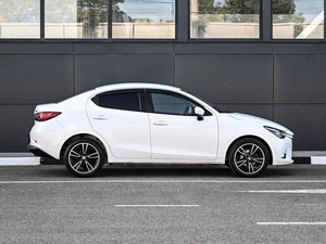 Хетчбэк Mazda 2 2021 года, 1584000 рублей, Кирилловка