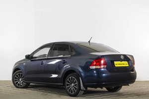 Седан Volkswagen Polo 2011 года, 899000 рублей, Тюмень