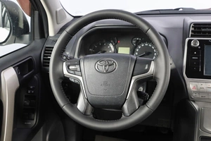 Внедорожник Toyota Land Cruiser Prado 2018 года, 4659000 рублей, Новосибирск