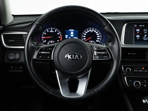 Седан Kia K5 2019 года, 2098999 рублей, Москва